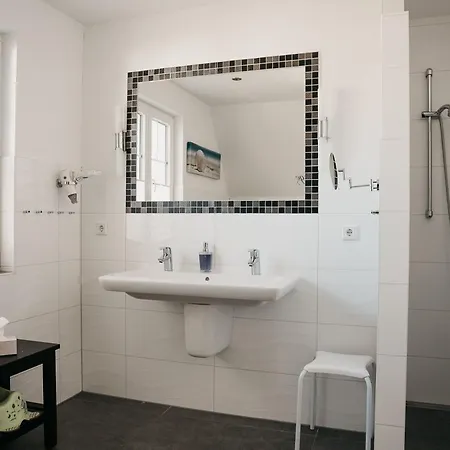 Traumidyll Feriehus Neu Gaarz